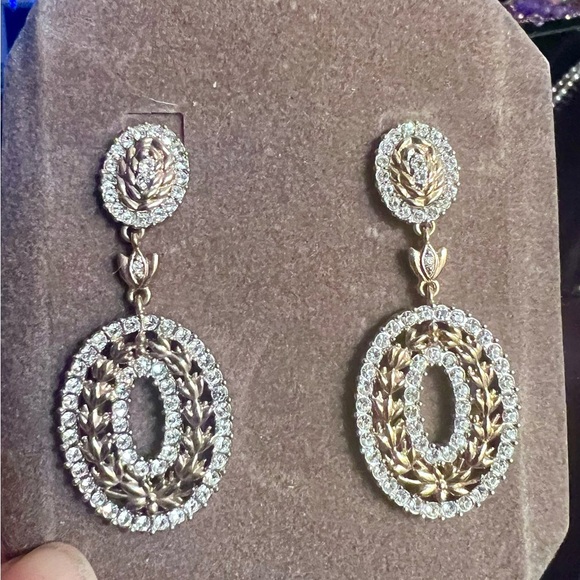 Nolan Miller Vintage Gold and Silver Drop Earrings - Picture 3 of 6